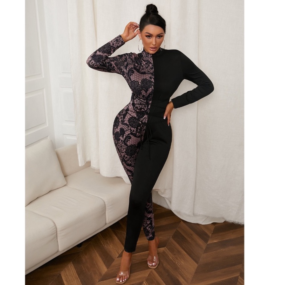 ROASO Women's Lace Patchwork See-through Round Neck Junpsuit